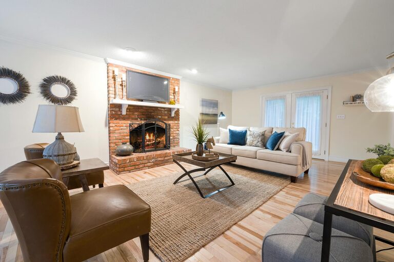 Post: Tips for creating a cosy and inviting living room space on a budget